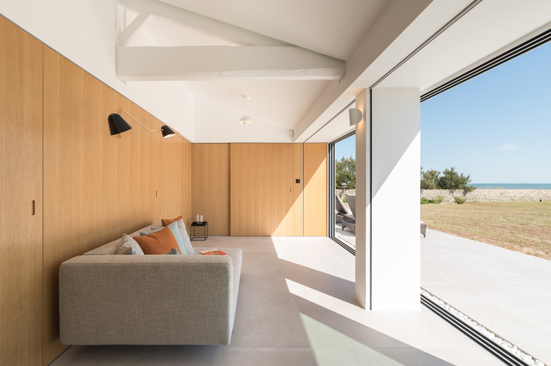Press kit | 2180-05 - Press release | A House with a View - Martins | Afonso atelier de design - Residential Architecture - Relaxation area  - Photo credit: Mickaël Martins Afonso 