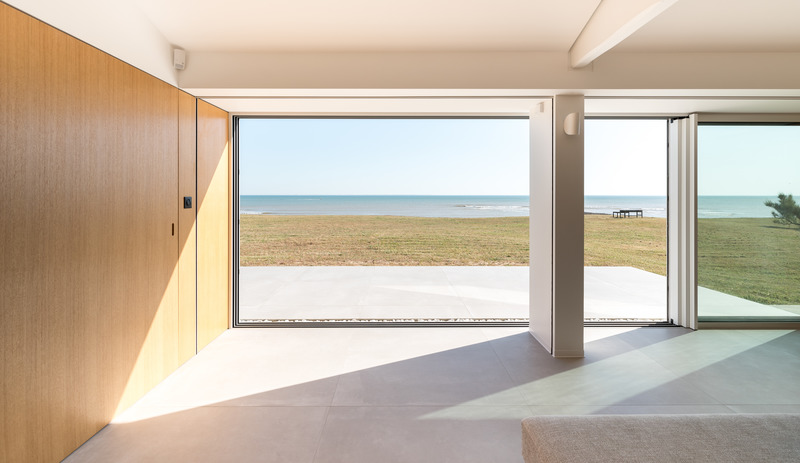 Press kit | 2180-05 - Press release | A House with a View - Martins | Afonso atelier de design - Residential Architecture - Relaxation area  - Photo credit: Mickaël Martins Afonso 