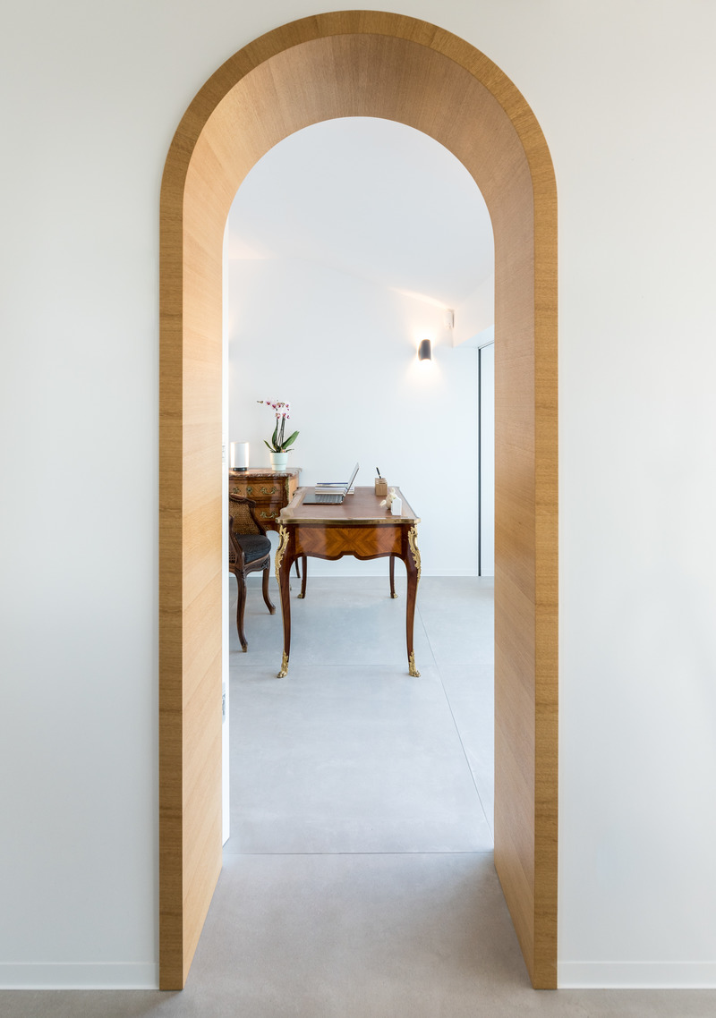 Press kit | 2180-05 - Press release | A House with a View - Martins | Afonso atelier de design - Residential Architecture - Office entrance<br> - Photo credit: Mickaël Martins Afonso 