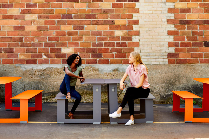 Dossier de presse | 809-37 - Communiqué de presse | Meet the Winners of The  2022 AZ Awards! - AZURE Media - Concours - <p>Winner – Design, Furniture</p><p>Take-Out</p><p><br></p><p style="">Rodrigo Torres, Milan, Italy <br style=""></p> - Crédit photo : Courtesy of Landscape Forms, Kalamazoo, U.S.