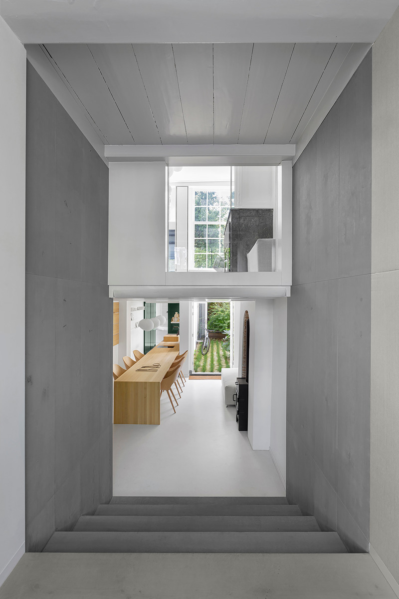 Dossier de presse | 809-37 - Communiqué de presse | Meet the Winners of The  2022 AZ Awards! - AZURE Media - Concours - <p>Winner – Residential Interiors</p><p>Canal House, Amsterdam, Netherlands</p><p><br></p><p>i29, Duivendrecht, Netherlands </p> - Crédit photo : Ewout Huibers