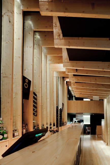 Press kit | 923-01 - Press release | Bar “La Bohème entre amis” - AVA – Atelier Veloso Architects (AVA-Architects) - Commercial Interior Design - Photo credit: Jose Campos