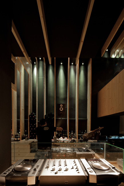 Press kit | 923-01 - Press release | Bar “La Bohème entre amis” - AVA – Atelier Veloso Architects (AVA-Architects) - Commercial Interior Design - Photo credit: Jose Campos
