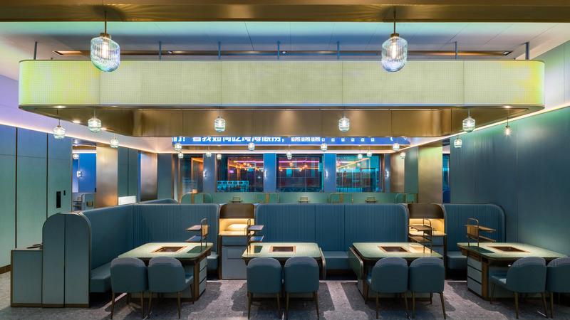 Press kit | 3531-06 - Press release | New Version of Haidilao - Vermilion Zhou Design Group - Commercial Interior Design - dining area - Photo credit: Vincent Wu