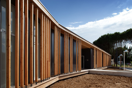Dossier de presse | 921-01 - Communiqué de presse | Centre technique municipal - La Grande Motte - NBJ architectes - Architecture institutionnelle - Crédit photo : Paul Kozlowski