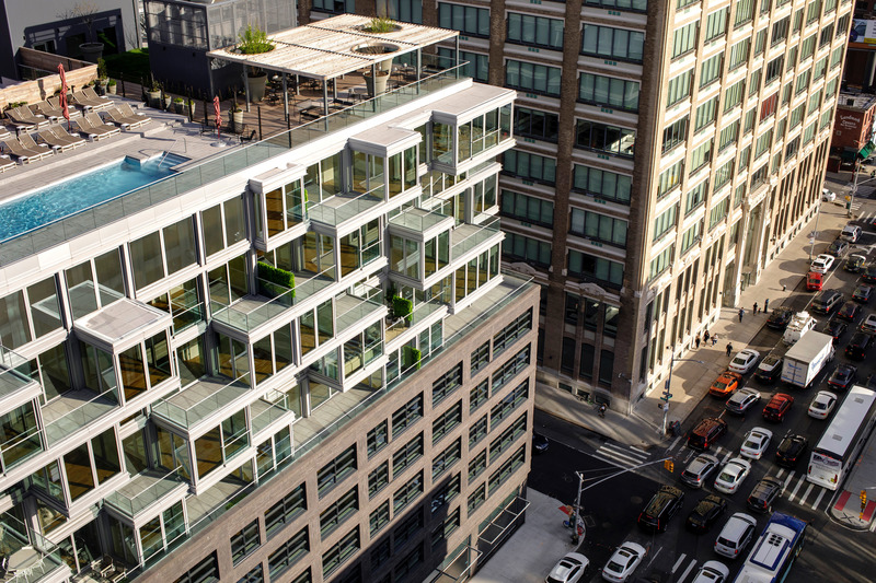 Dossier de presse | 1472-08 - Communiqué de presse | concrete Designs First Residential Building in Manhattan - Concrete Amsterdam - Architecture résidentielle -  The West - rooftop view - Crédit photo : ewout huibers