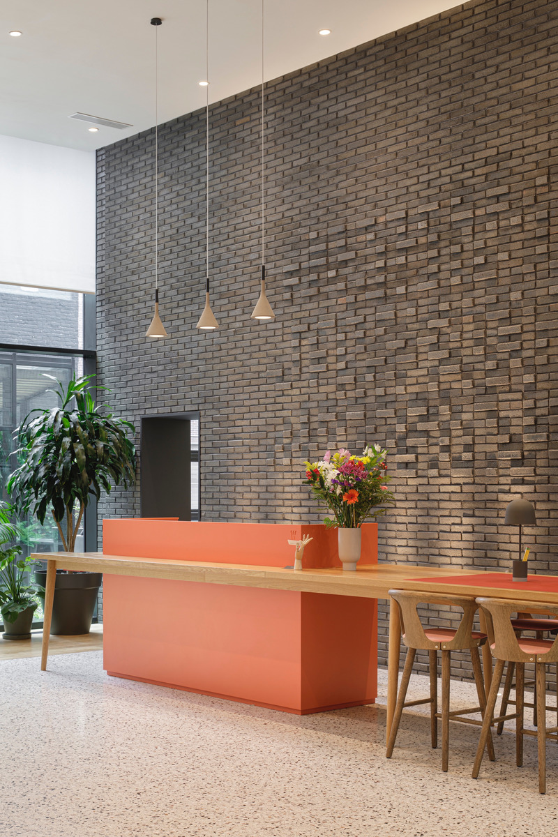 Dossier de presse | 1472-08 - Communiqué de presse | concrete Designs First Residential Building in Manhattan - Concrete Amsterdam - Architecture résidentielle -  The West - the hall - Crédit photo : ewout huibers