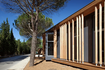 Dossier de presse | 921-01 - Communiqué de presse | Centre technique municipal - La Grande Motte - NBJ architectes - Architecture institutionnelle - Crédit photo : Paul Kozlowski