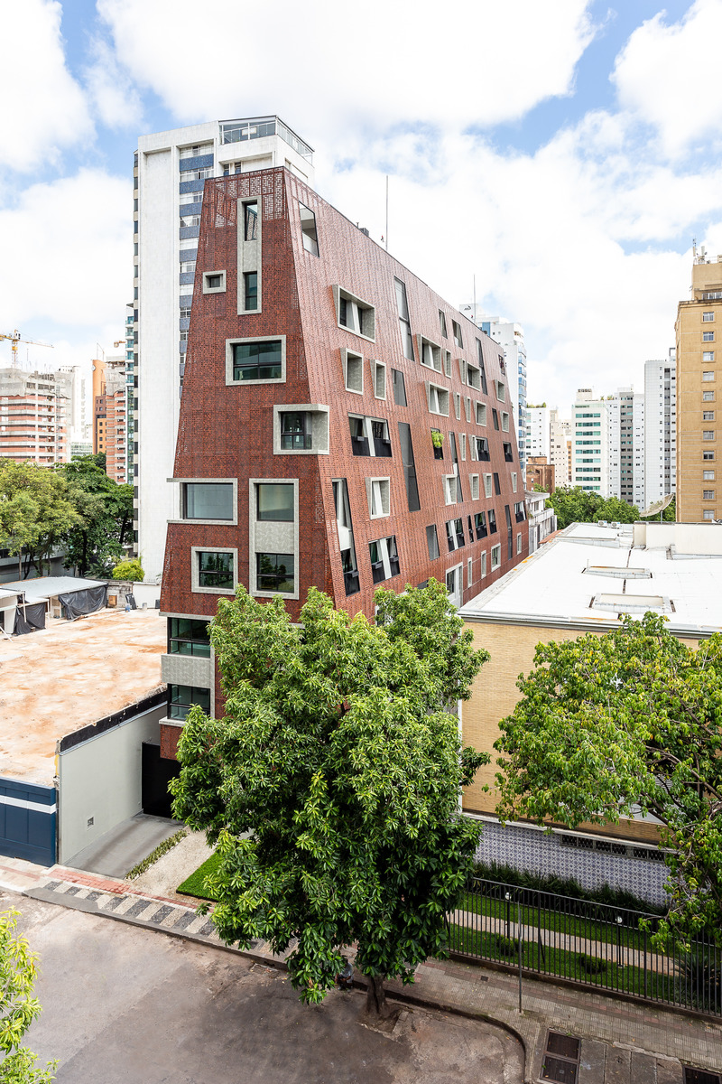 Dossier de presse | 6105-01 - Communiqué de presse | Casamirador - Gisele Borges Arquitetura - Architecture résidentielle - Crédit photo : <font style="vertical-align: inherit;"><font style="vertical-align: inherit;"> Crédito da foto: Juliana Berzoini</font></font>