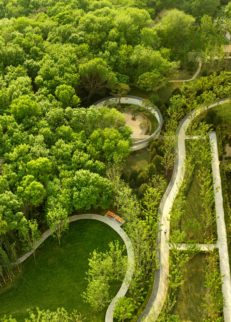 Dossier de presse | 5086-01 - Communiqué de presse | MAHA Residential Gardens Popular Choice Winner at the 2022 Architizer A+ Awards - Ballistic Architecture Machine (BAM) - Architecture de paysage - Crédit photo : Jonathan Leijonhufvud