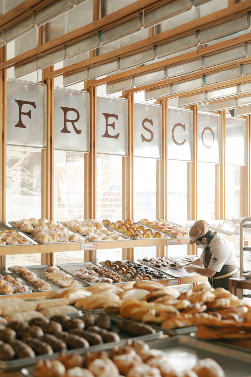 Dossier de presse | 6391-01 - Communiqué de presse | Mi Pan Bakery - Concentrico - Design d’intérieur commercial - Crédit photo : Juan Pablo Tavera / Jpark Studio