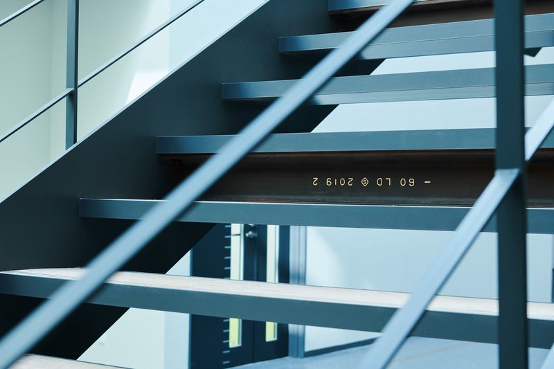 Press kit | 6386-01 - Press release | TOTETSU Training Institute-MOTIVE Inc. Win A' Design Awards, AZ Awards, The One Show, IDEA and more - MOTIVE Inc. - Graphic Design - Photo credit: Takeshi SHINTO