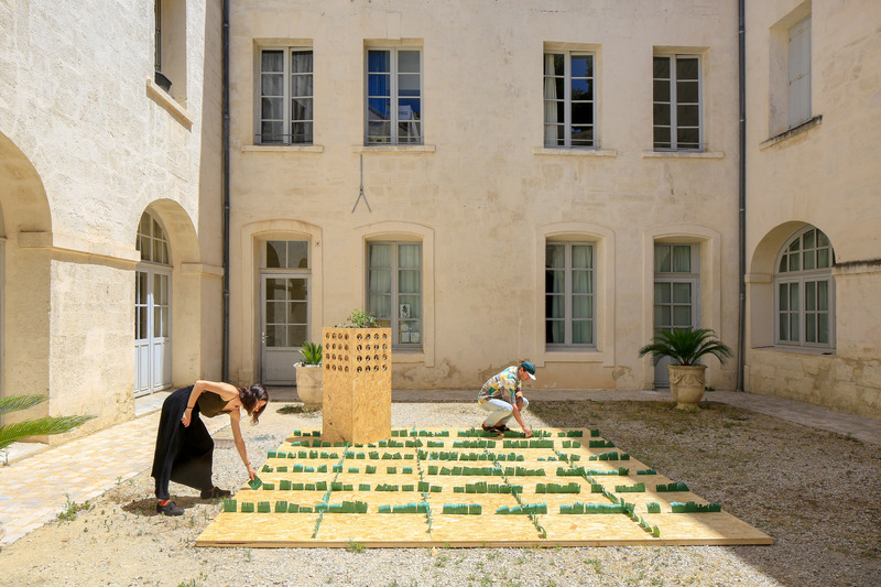 Dossier de presse | 982-49 - Communiqué de presse | Festival des Architectures Vives 2022 - Association Champ Libre - Évènement + Exposition - LA MAUVAISE HERBE NE MEURT JAMAIS<br>Atelier Mobile : Cristiano Tosco, Miriam Quassolo, Corrado Scudellaro, Fabrizia Muci, Francesco Paolo Rolfo - Crédit photo : photoarchitecture festivaldesarchitecturesvives