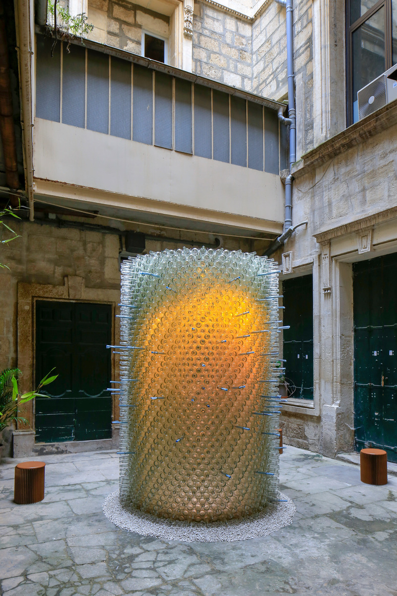 Dossier de presse | 982-49 - Communiqué de presse | Festival des Architectures Vives 2022 - Association Champ Libre - Évènement + Exposition - BOUTEILLE À LA MER<br>KOLLEKTIV GESAMTKUNSTWERK : Killian Petracek, Anton V. Schmunk, Marcel Navid Sharifian, Kalieb Johanes, Anh Khoa Ngo, Timur Zhigaylo - Crédit photo : photoarchitecture festivaldesarchitecturesvives