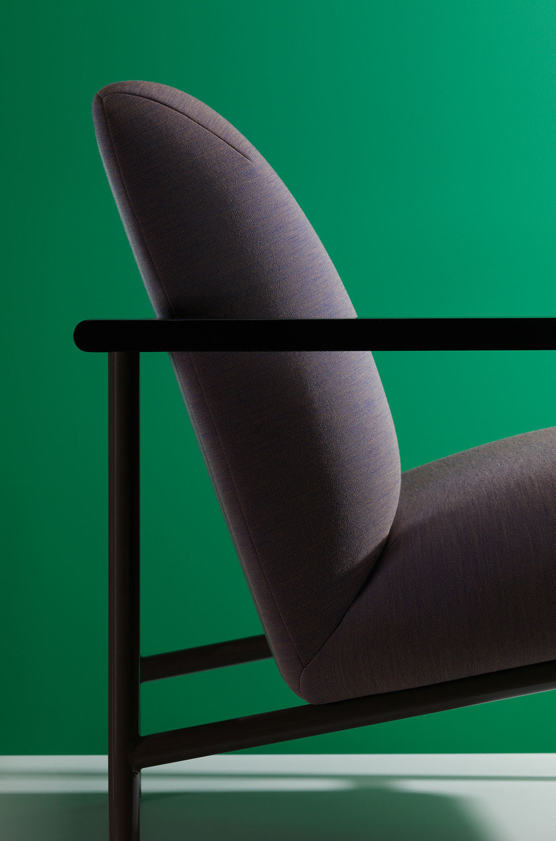 Dossier de presse | 4232-11 - Communiqué de presse | Zilio A&C – Essentiel, international & local - Zilio A&C - Produit - Une autre pièce de <b>Mentsen</b> est un classique de Zilio A&amp;C: la chaise longue <b>Kinoko</b>, qui allie douceur et rigueur dans une synthèse visuelle unique. - Crédit photo :  courtesy Zilio A&amp;C 