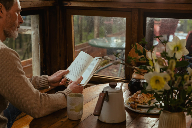 Press kit | 6456-01 - Press release | Wood-Fired Bathing is Making a Comeback - GOODLAND - Lifestyle -  GOODLAND - Slow living  - Photo credit: Hideaway Creative for GOODLAND 2022