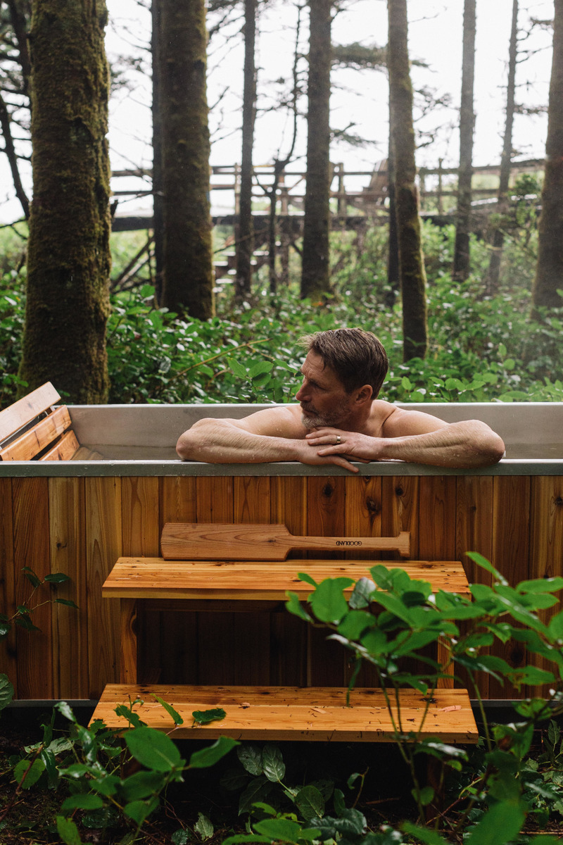 Press kit | 6456-01 - Press release | Wood-Fired Bathing is Making a Comeback - GOODLAND - Lifestyle -  GOODLAND - Authentic bathing with a Wood Burning Hot Tub  - Photo credit: Hideaway Creative for GOODLAND 2022