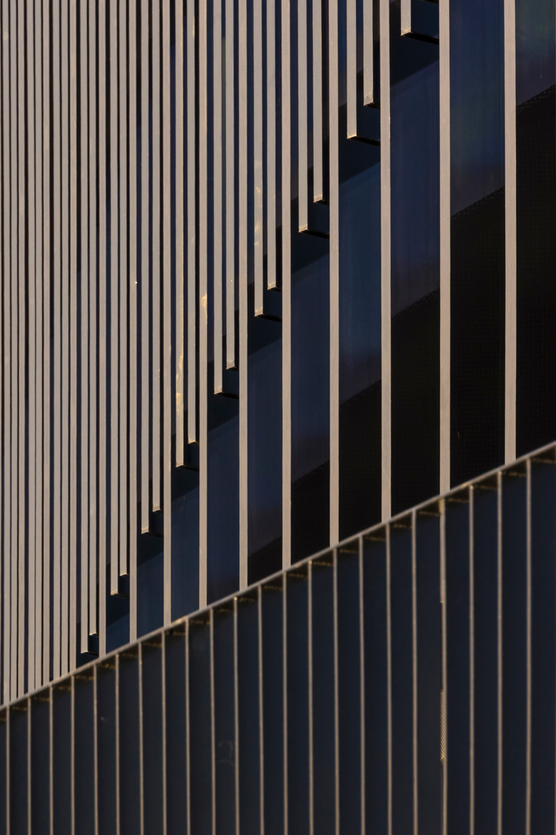 Dossier de presse | 2613-04 - Communiqué de presse | #rethinking the Industrial Architecture: A Sustainable Approach with Human Being and Landscape at its Core - GEZA Architettura - Architecture industrielle - <p class="">Furla Progetto Italia, Tavarnelle Val di Pesa (FI), 2021.<br>Façade detail.</p> - Crédit photo : <p class="">Fernando Guerra | FG+SG fotografia de arquitectura</p>