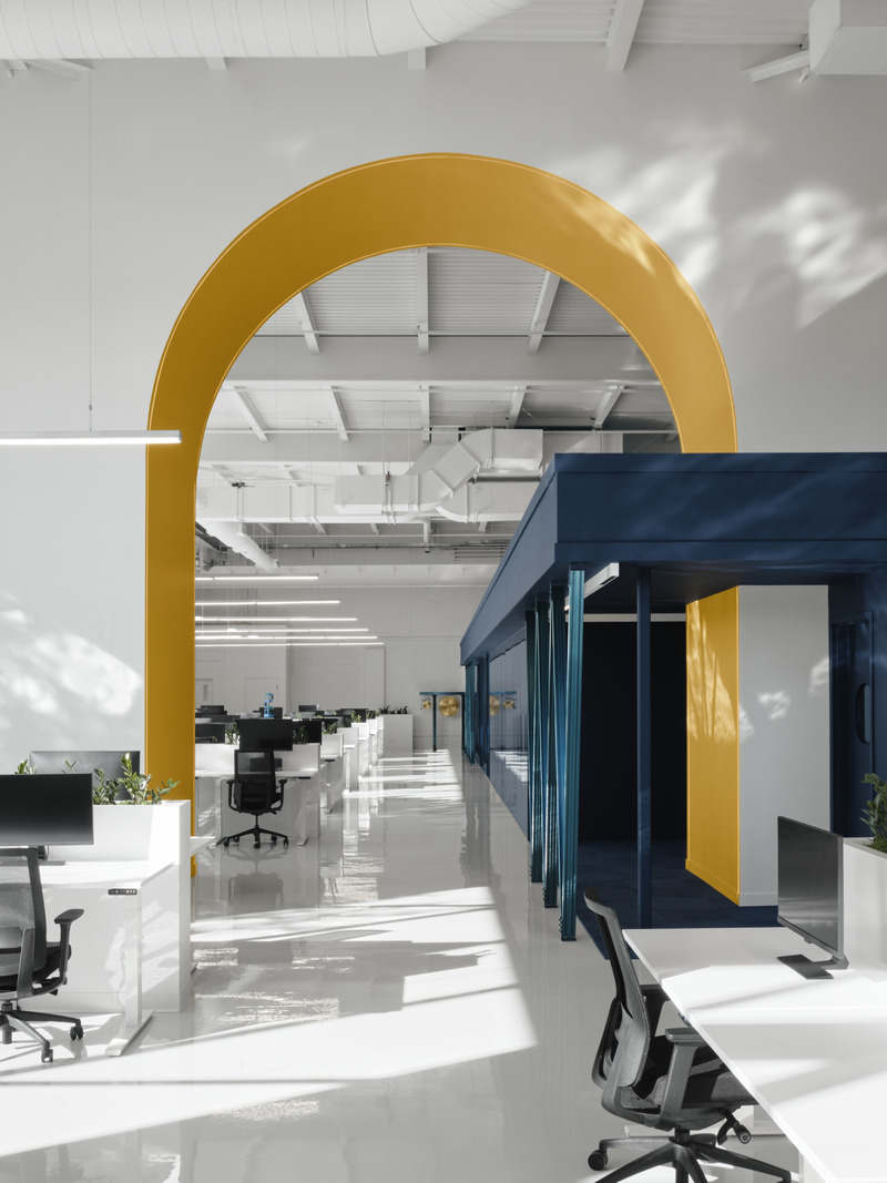Press kit | 5174-03 - Press release | Blanchette Architectes Designs New Vention Office Space Inspired by Cities - Blanchette Architectes, Groupe Manovra & Vention - Commercial Architecture - Photo credit: Alex Lesage