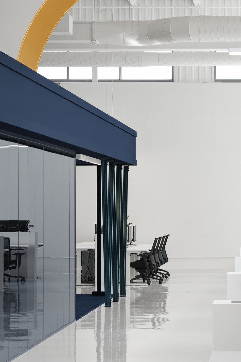 Press kit | 5174-03 - Press release | Blanchette Architectes Designs New Vention Office Space Inspired by Cities - Blanchette Architectes, Groupe Manovra & Vention - Commercial Architecture - Photo credit: Alex Lesage