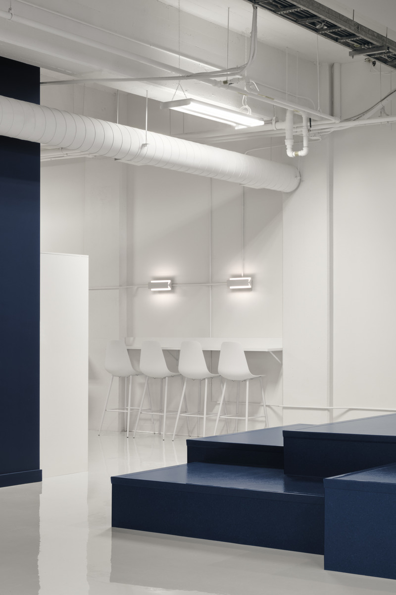 Press kit | 5174-03 - Press release | Blanchette Architectes Designs New Vention Office Space Inspired by Cities - Blanchette Architectes, Groupe Manovra & Vention - Commercial Architecture - Photo credit: Alex Lesage