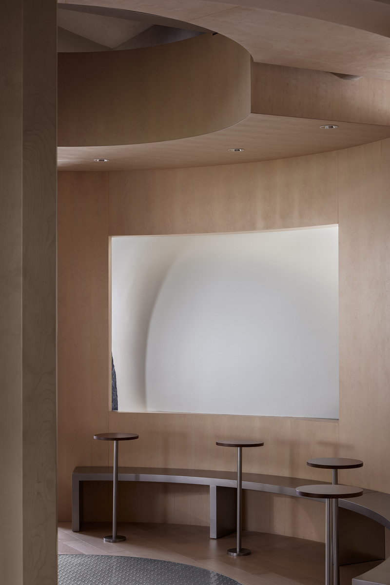 Press kit | 6459-01 - Press release | CoCo Tea Coffee Juice Shop on Shiquan Street - OYTT Design - Commercial Interior Design - the sitting area - Photo credit:  <p class="">Lu Haha</p> 
