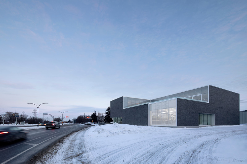 Press kit | 1317-21 - Press release | Lafond Desjardins Dental Laboratory - ACDF Architecture - Commercial Architecture - Photo credit: Adrien Williams