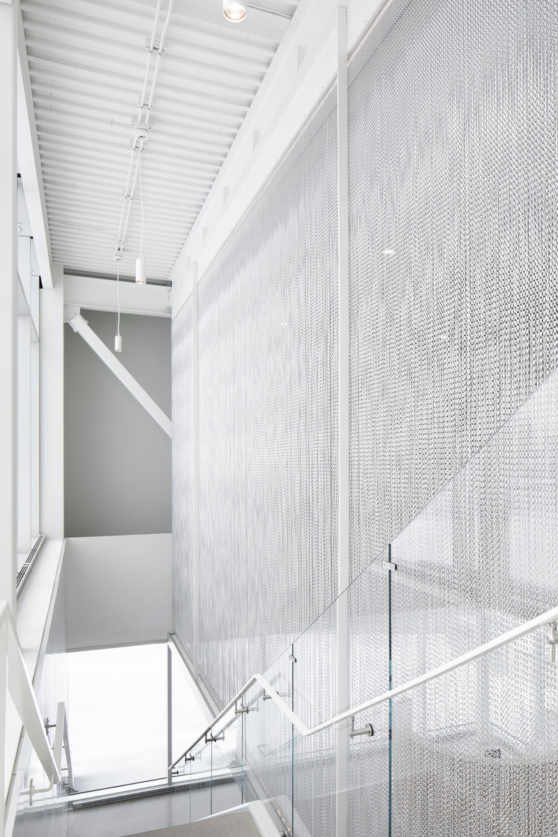 Press kit | 1317-21 - Press release | Lafond Desjardins Dental Laboratory - ACDF Architecture - Commercial Architecture - Photo credit: Adrien Williams