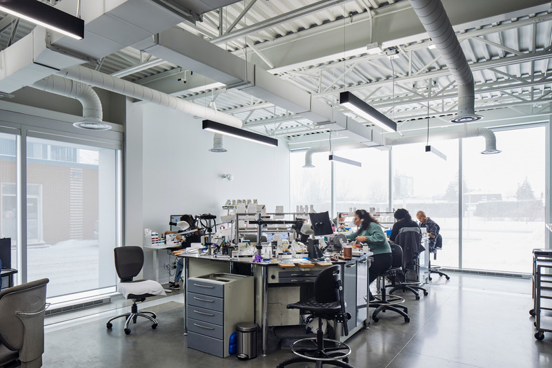 Press kit | 1317-21 - Press release | Lafond Desjardins Dental Laboratory - ACDF Architecture - Commercial Architecture - Photo credit: Adrien Williams