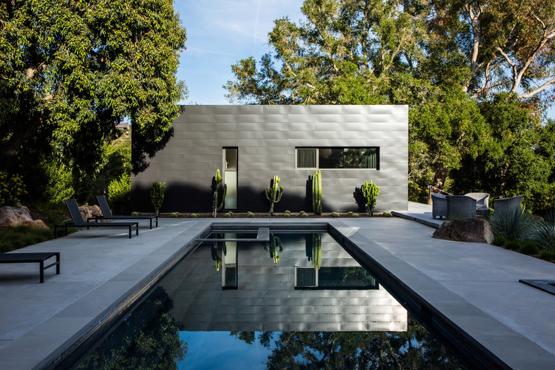 Dossier de presse | 6234-01 - Communiqué de presse | Quarry House Receives Popular Choice Vote in 2022 Architizer A+Awards - AB design studio - Architecture résidentielle - Patio pavilion and pool - Crédit photo : Jason Rick