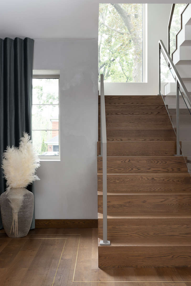 Dossier de presse | 3083-02 - Communiqué de presse | Maison Caledonia - Imagine studio design - Design d’intérieur résidentiel - Escalier - Crédit photo : Studio CRBN