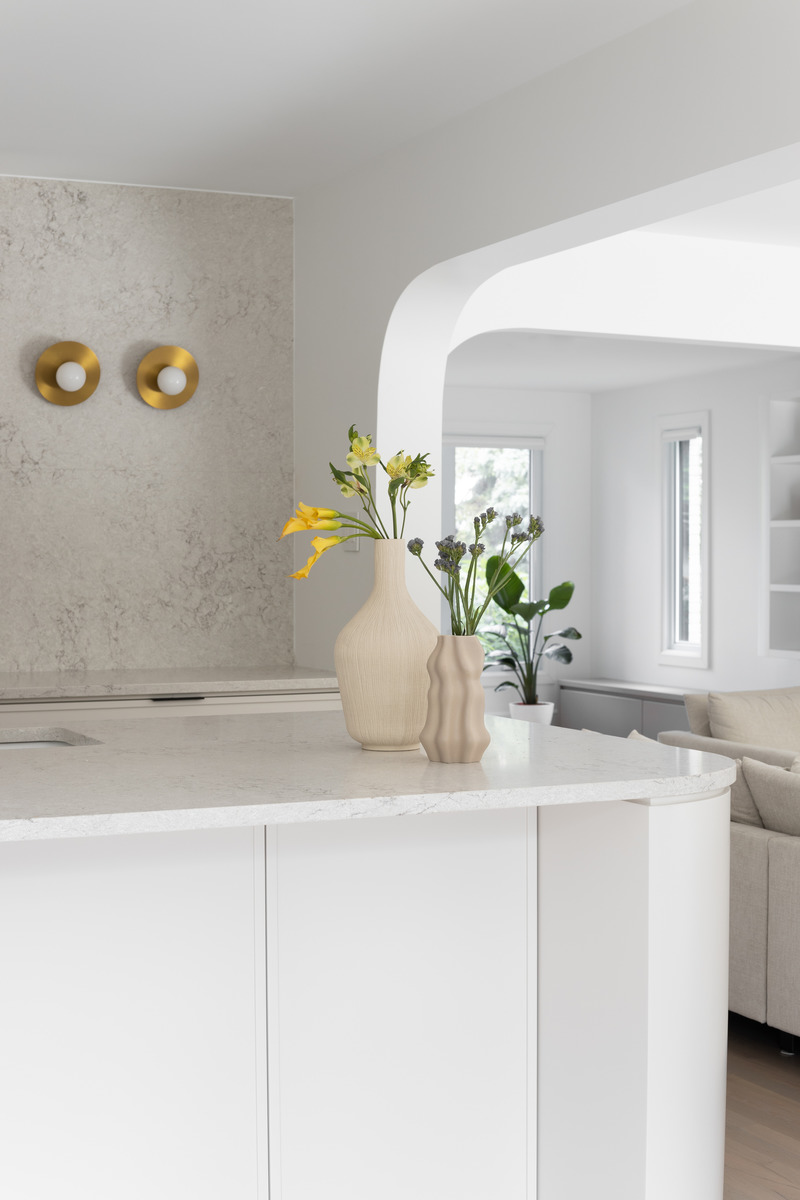 Press kit | 3083-03 - Press release | House Rio: An Archway of Transitions - Imagine studio design - Residential Interior Design - Kitchen - Photo credit: Studio CRBN