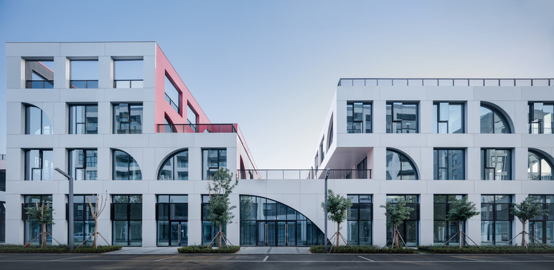 Press kit | 3565-12 - Press release | Qingdao Business Park - CLOU architects - Commercial Architecture - Photo credit: Wu Qingshan