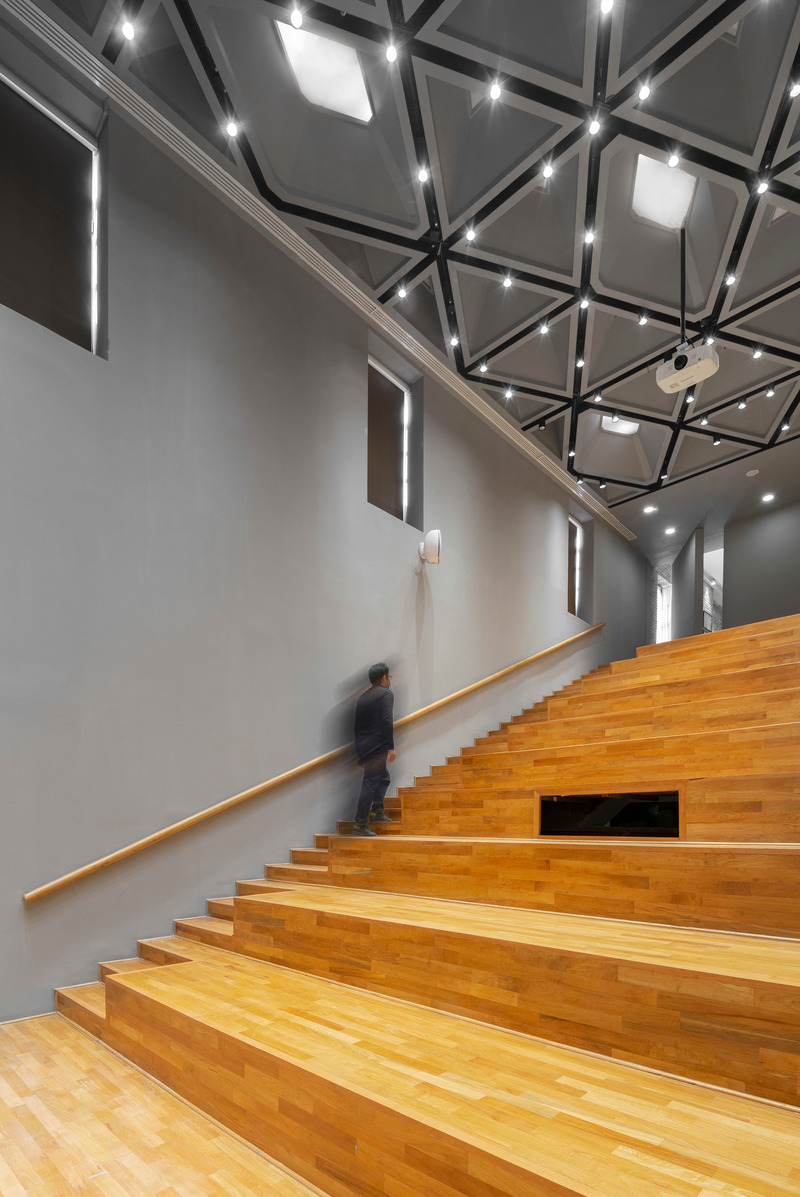 Dossier de presse | 5831-02 - Communiqué de presse | Maison d'Ettehadieh - Ákaran Architects - Architecture institutionnelle - After restoration      - Crédit photo : Parham Taghioff