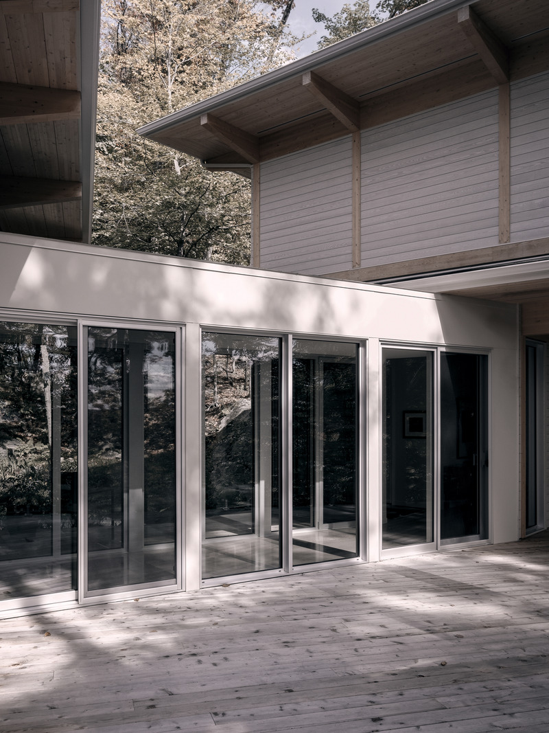 Dossier de presse | 6104-01 - Communiqué de presse | Rolo - Alain Carle Architecte - Architecture résidentielle - Crédit photo : Félix Michaud