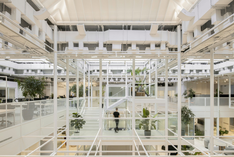 Press kit | 1303-14 - Press release | Sid Lee Architecture Unveils Sid Lee’s New International Headquarters at Place Ville Marie - Sid Lee Architecture - Commercial Interior Design - Photo credit: David Boyer
