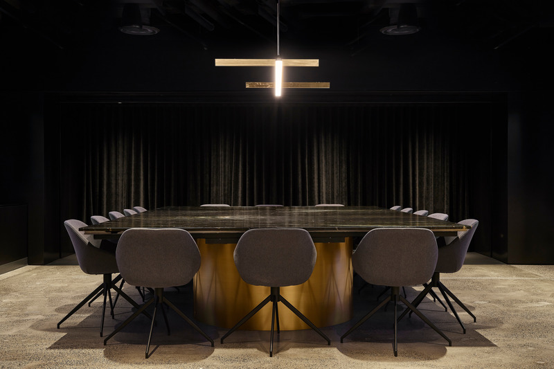 Press kit | 1303-14 - Press release | Sid Lee Architecture Unveils Sid Lee’s New International Headquarters at Place Ville Marie - Sid Lee Architecture - Commercial Interior Design - Photo credit: Maxime Brouillet