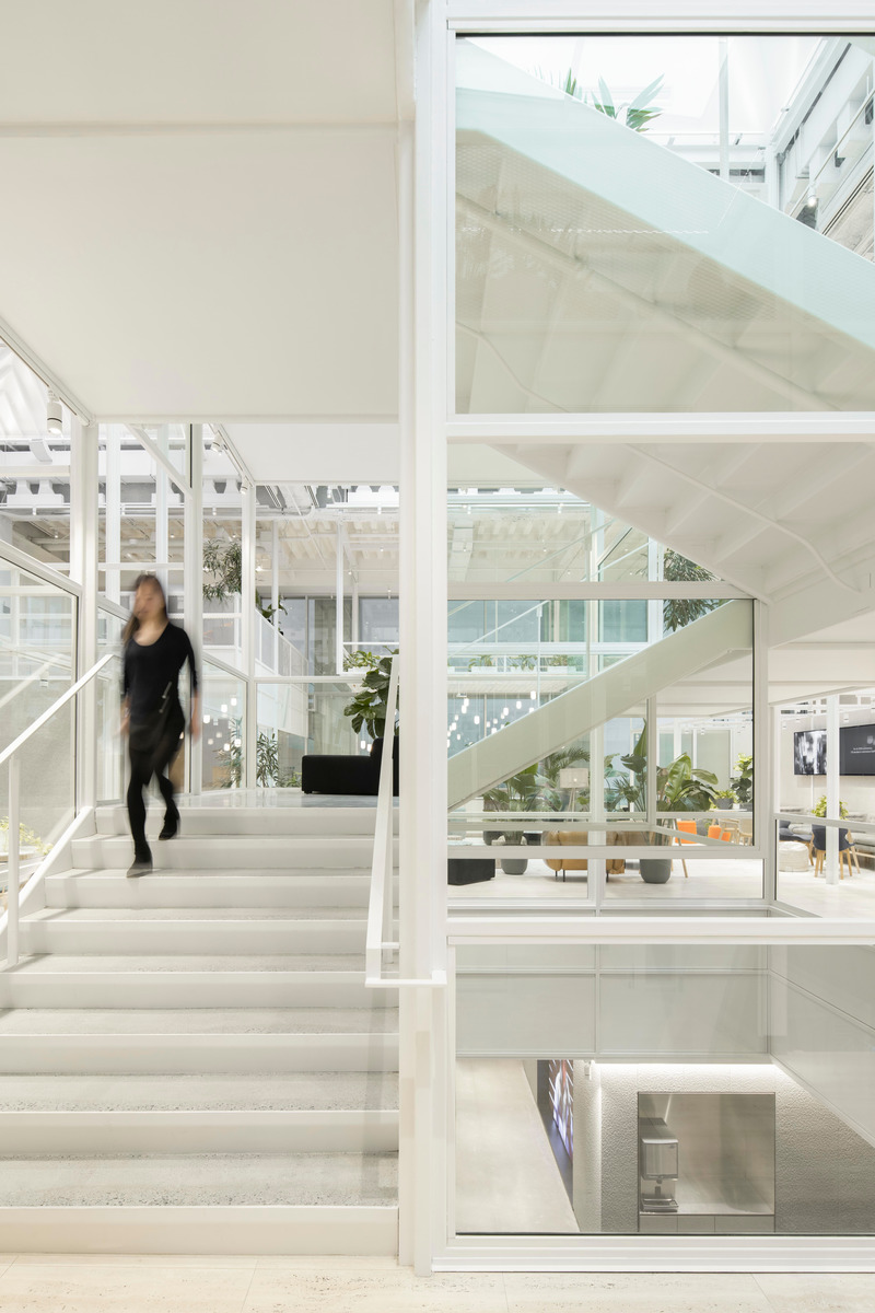 Press kit | 1303-14 - Press release | Sid Lee Architecture Unveils Sid Lee’s New International Headquarters at Place Ville Marie - Sid Lee Architecture - Commercial Interior Design - Photo credit: David Boyer