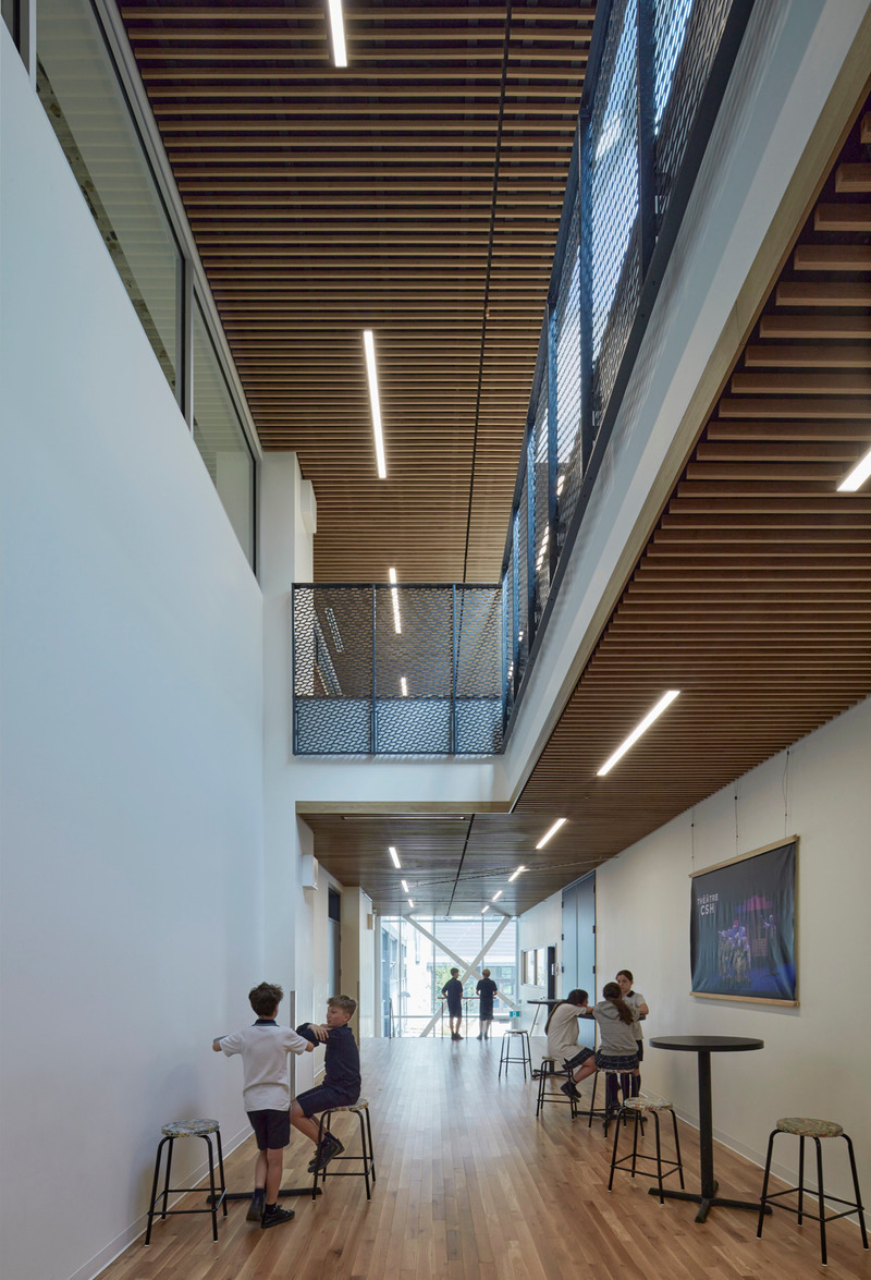Press kit | 1057-12 - Press release | College St-Hilaire Expansion - KANVA - Institutional Architecture - Level 1 - Multifunctional subspace - Photo credit: James Brittain