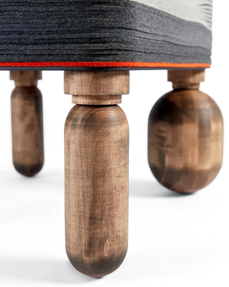 Press kit | 5507-02 - Press release | 2022 Pendant Collection - Stackabl - Industrial Design - Detail of Raki by Champalimaud Design - Photo credit: Sean McBride