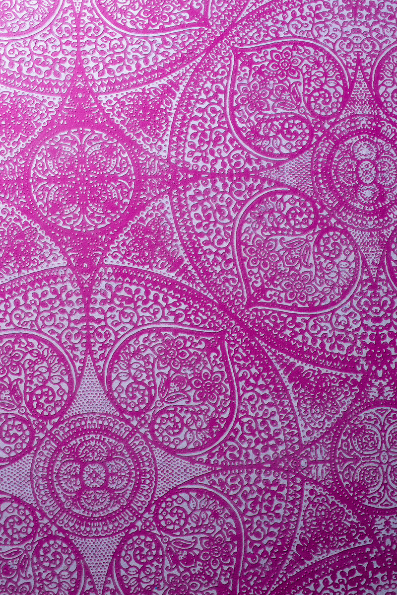 Dossier de presse | 4232-14 - Communiqué de presse | Voyage en Méditerranée avec les céramiques d’extérieur de TERZADIMENSIONE - TERZADIMENSIONE - Produit - Decor Doily pourpre - Crédit photo : avec la permission de Terzadimensione