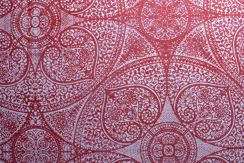 Dossier de presse | 4232-14 - Communiqué de presse | Voyage en Méditerranée avec les céramiques d’extérieur de TERZADIMENSIONE - TERZADIMENSIONE - Produit - Decor Doily rouge - Crédit photo : avec la permission de Terzadimensione