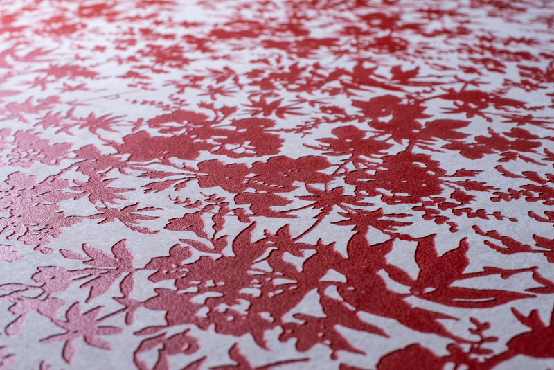 Dossier de presse | 4232-14 - Communiqué de presse | Voyage en Méditerranée avec les céramiques d’extérieur de TERZADIMENSIONE - TERZADIMENSIONE - Produit - Decor Foliage rouge - Crédit photo : avec la permission de Terzadimensione