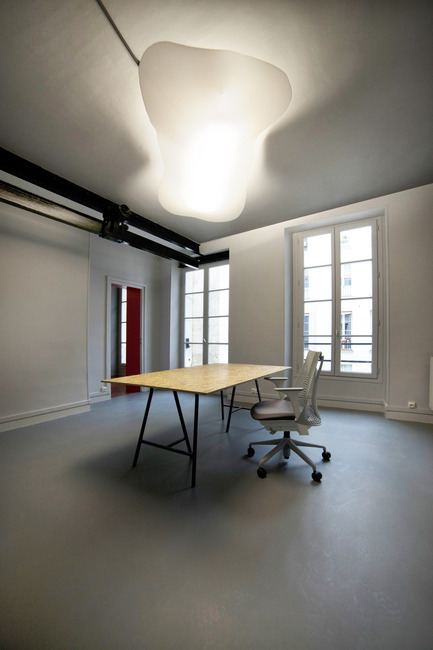 Dossier de presse | 895-01 - Communiqué de presse | Cumulus Office - CoudamyDesign - Produit
