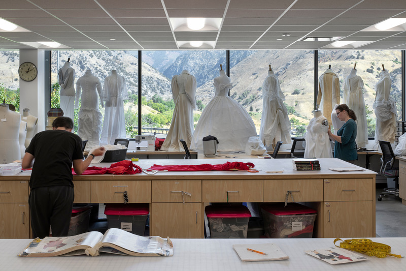 Press kit | 2757-31 - Press release | Sparano + Mooney Architecture Designs State-of-the-Art Buildings for Utah State University's Fine Arts Campus - Sparano + Mooney Architecture - Institutional Architecture - Sid Perkes Theatrical Design Complex: <span></span>Inside the theatrical costume production shop designed to embrace the expansive mountain view beyond. - Photo credit: Jeremy Bittermann