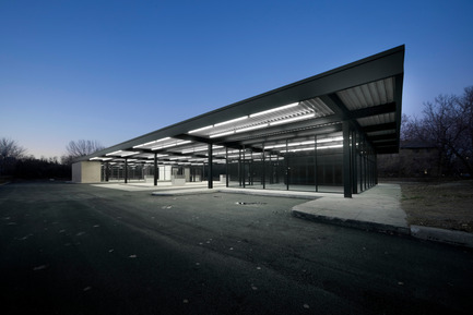 Dossier de presse | 567-07 - Communiqué de presse | Reconversion de la station service de Mies van der Rohe à l'Île des Soeurs - Les architectes FABG - Architecture institutionnelle - Crédit photo : Steve Montpetit