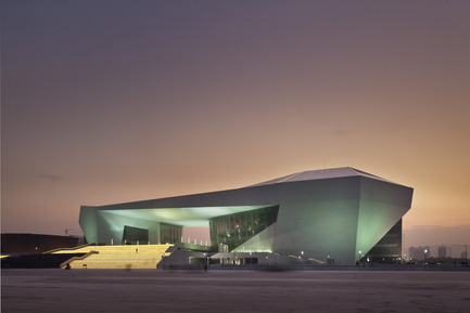 Dossier de presse | 896-01 - Communiqué de presse | Le Grand Thêatre du Shanxi, à Taiyuan (Chine) - Arte Charpentier Architectes - Architecture institutionnelle - Crédit photo : Shen zhonghai