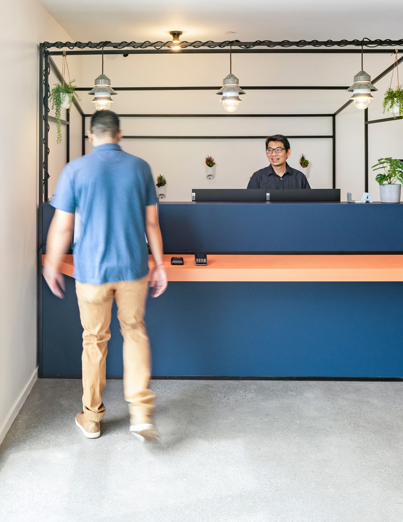 Dossier de presse | 5795-01 - Communiqué de presse | ANX’s Metric Hotel Leads Westlake Neighborhood Re-emergence From The Inside - ANX / Aaron Neubert Architects - Architecture commerciale - Upper Lobby - Crédit photo : Brian Thomas Jones