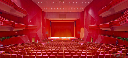 Dossier de presse | 896-01 - Communiqué de presse | Le Grand Thêatre du Shanxi, à Taiyuan (Chine) - Arte Charpentier Architectes - Architecture institutionnelle - Crédit photo : Shen zhonghai