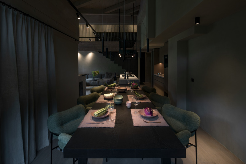 Press kit | 5356-05 - Press release | Apartment K - destilat Design Studio - Residential Interior Design - dining room - Photo credit: Monika Nguyen